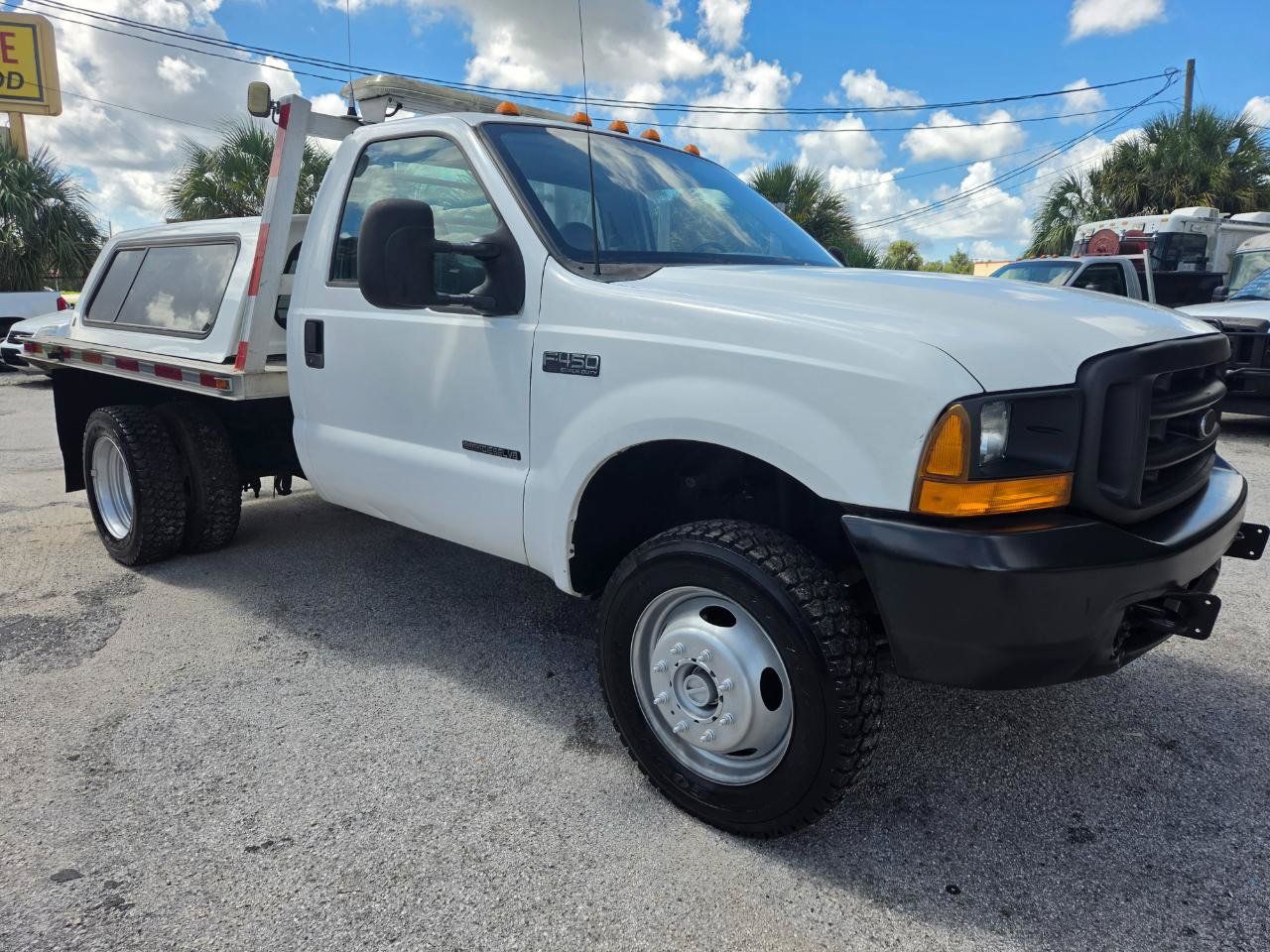 Used 2000 Ford F450 4x4 Regular Cab Super Duty image 2