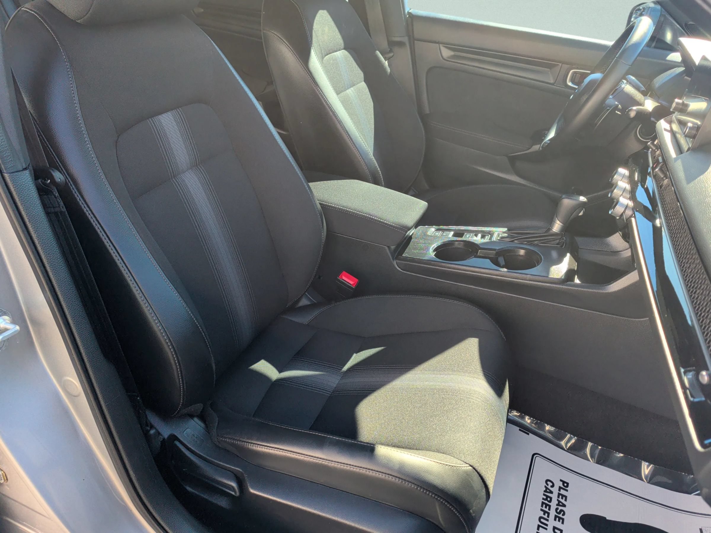 Used 2025 Honda Civic Sport image 30