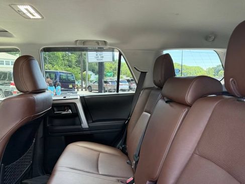 Used 2023 Toyota 4Runner Limited AWD/4WD image 57