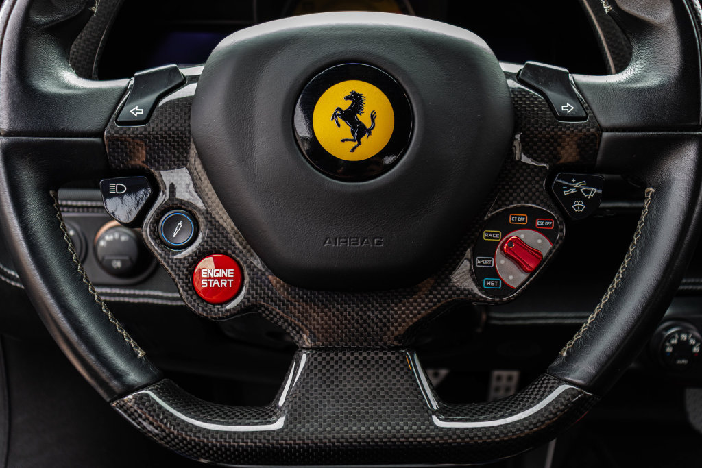 Used 2014 Ferrari 458 Speciale Coupe RWD image 38