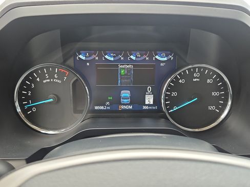 Used 2024 Ford Expedition Max XLT image 21