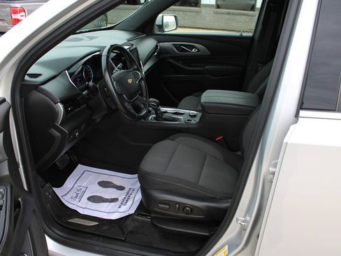 Used 2022 Chevrolet Traverse LT w/ LPO, Floor Liner Package AWD/4WD image 13