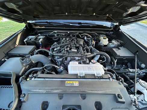 Used 2025 Toyota Tacoma SR RWD image 10