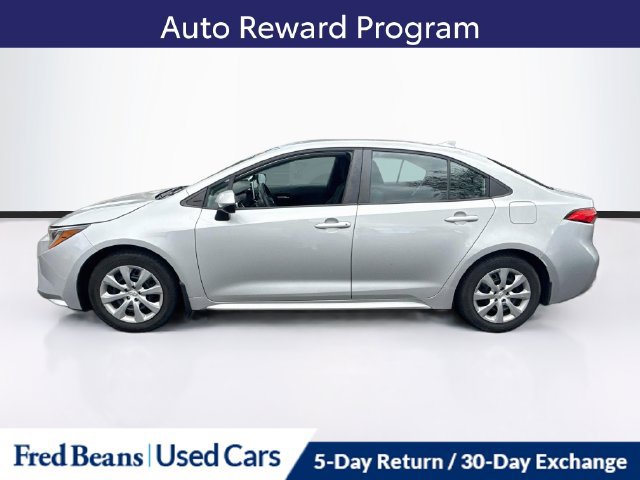Used 2020 Toyota Corolla LE FWD image 5