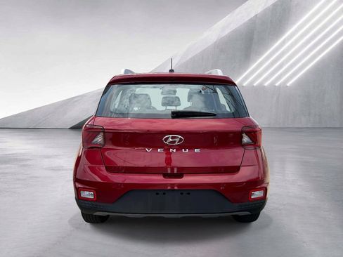 Certified 2023 Hyundai Venue Limited w/ Cargo Package FWD image 6