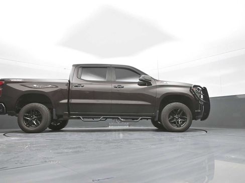 Used 2020 Chevrolet Silverado 1500 LT Trail Boss w/ Convenience Package AWD/4WD image 45