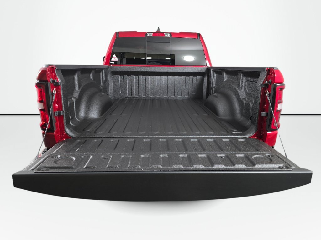 New 2026 RAM 1500 Express AWD/4WD image 17