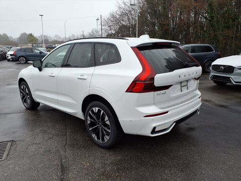 New 2026 Volvo XC60 T8 Plus w/ Protection Package Premier image 7