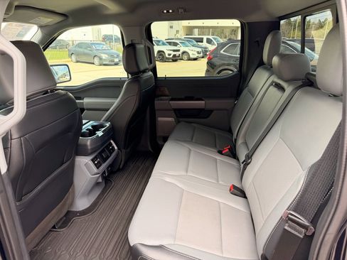Used 2023 Ford F150 Lariat RWD image 27