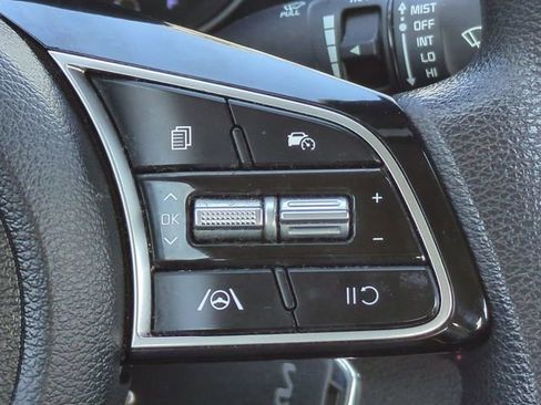 Used 2024 Kia Forte LXS image 23