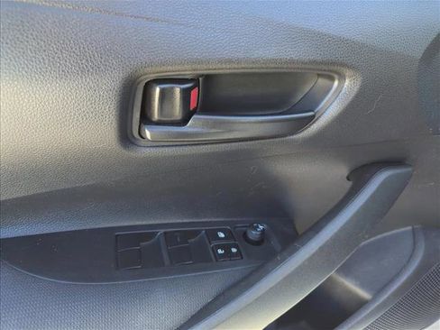 Used 2025 Toyota Corolla LE FWD image 8