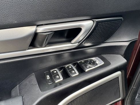 Used 2020 Kia Telluride S AWD/4WD image 28