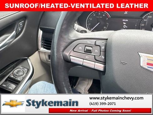Used 2023 Cadillac XT4 Premium Luxury w/ Enhanced Visibility Package FWD image 31