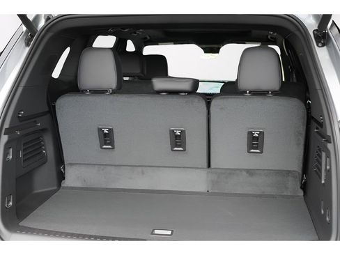 New 2026 Buick Enclave Sport Touring w/ Super Cruise Package FWD image 30