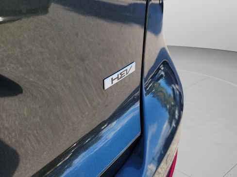 Certified 2023 Kia Niro SX Touring FWD image 29