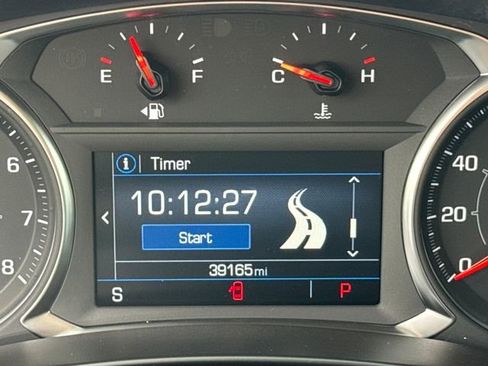 Used 2024 GMC Terrain SLE image 15