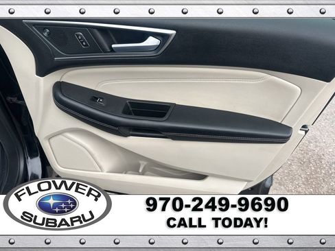 Used 2024 Ford Edge Titanium image 12