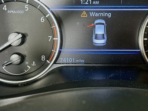 Used 2022 Nissan Altima 2.5 SR w/ Midnight Edition Package FWD image 19