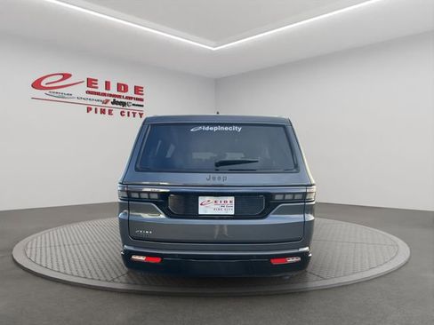 New 2026 Jeep Grand Wagoneer Limited w/ Convenience Group I image 4