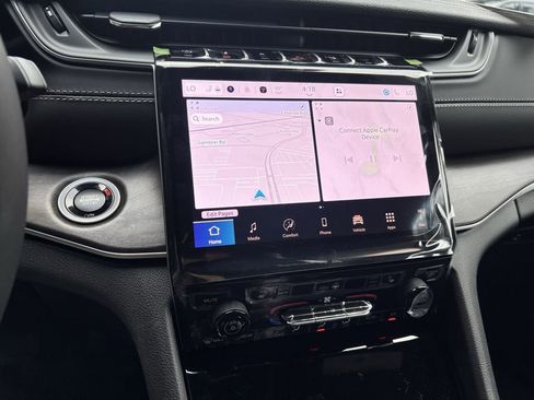 New 2025 Jeep Grand Cherokee Limited w/ Trailer Tow Package image 14