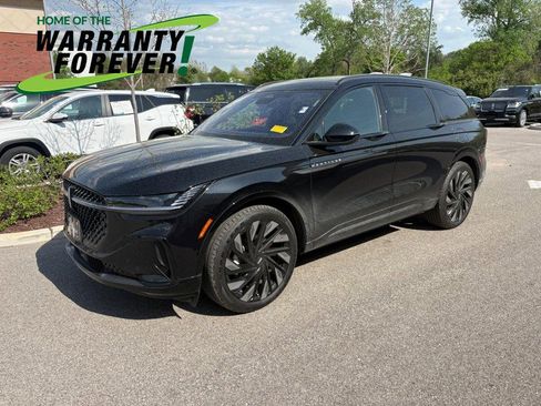 Certified 2025 Lincoln Nautilus Reserve image 1