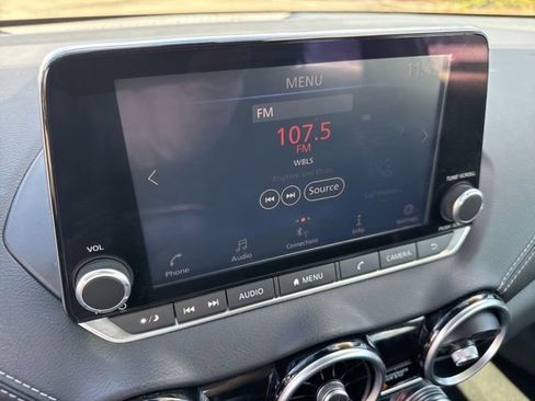 Used 2020 Nissan Sentra SV image 5