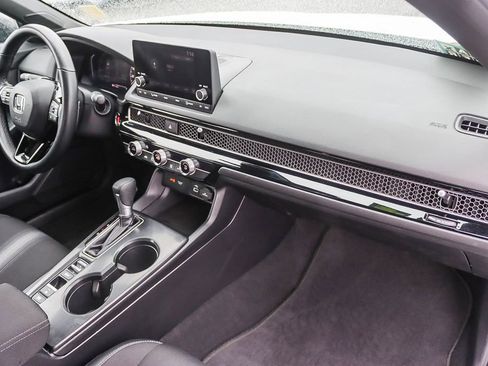 Used 2024 Honda Civic Sport image 39