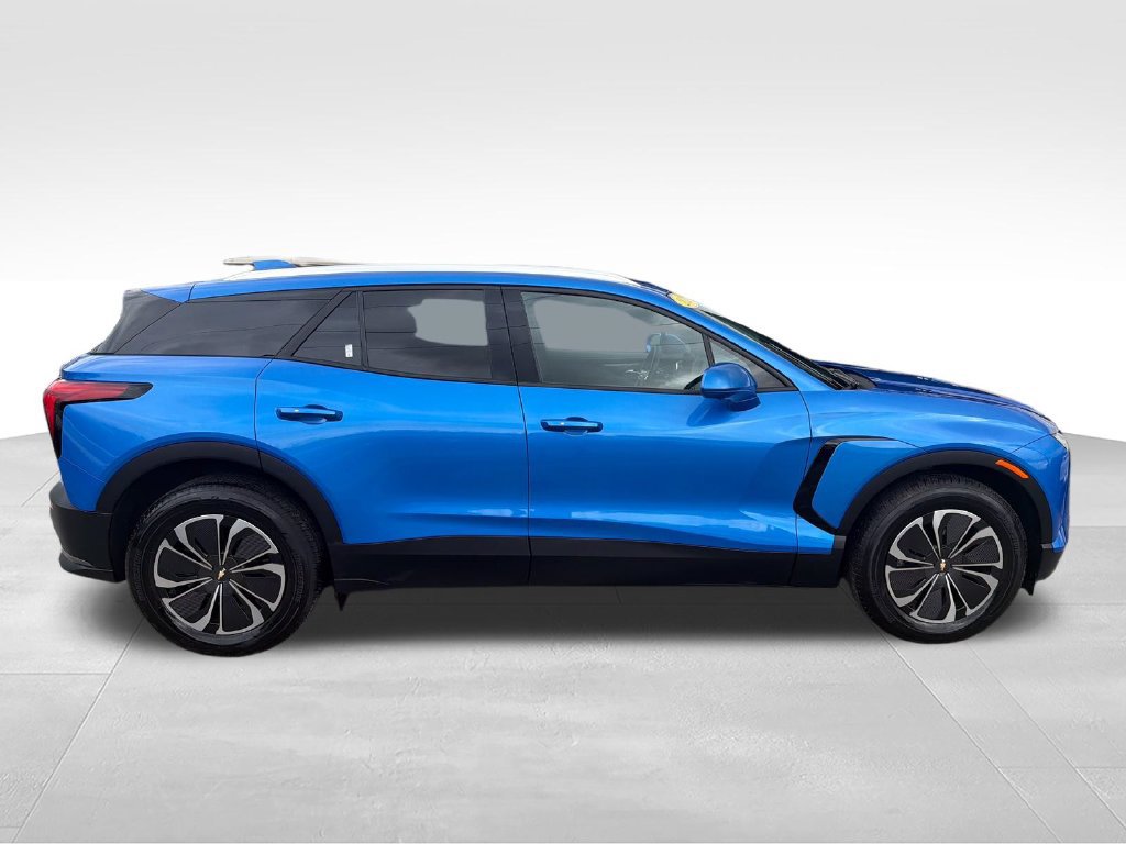 Used 2024 Chevrolet Blazer EV LT AWD/4WD image 6