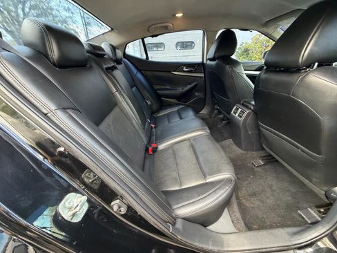 Used 2017 Nissan Maxima 3.5 SV FWD image 32