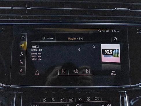 Used 2019 Audi Q8 Prestige image 16