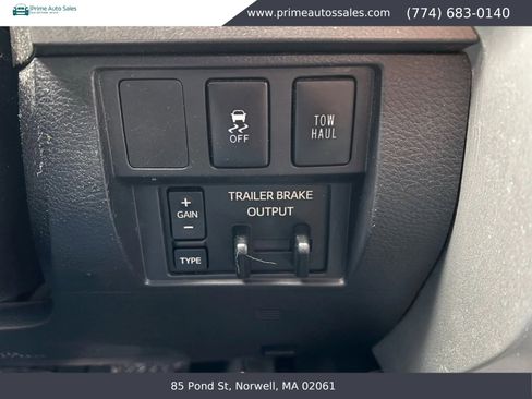 Used 2016 Toyota Tundra SR5 w/ TRD Off Road Package image 10