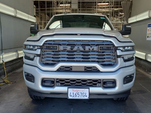 Used 2026 RAM 2500 Big Horn AWD/4WD image 3