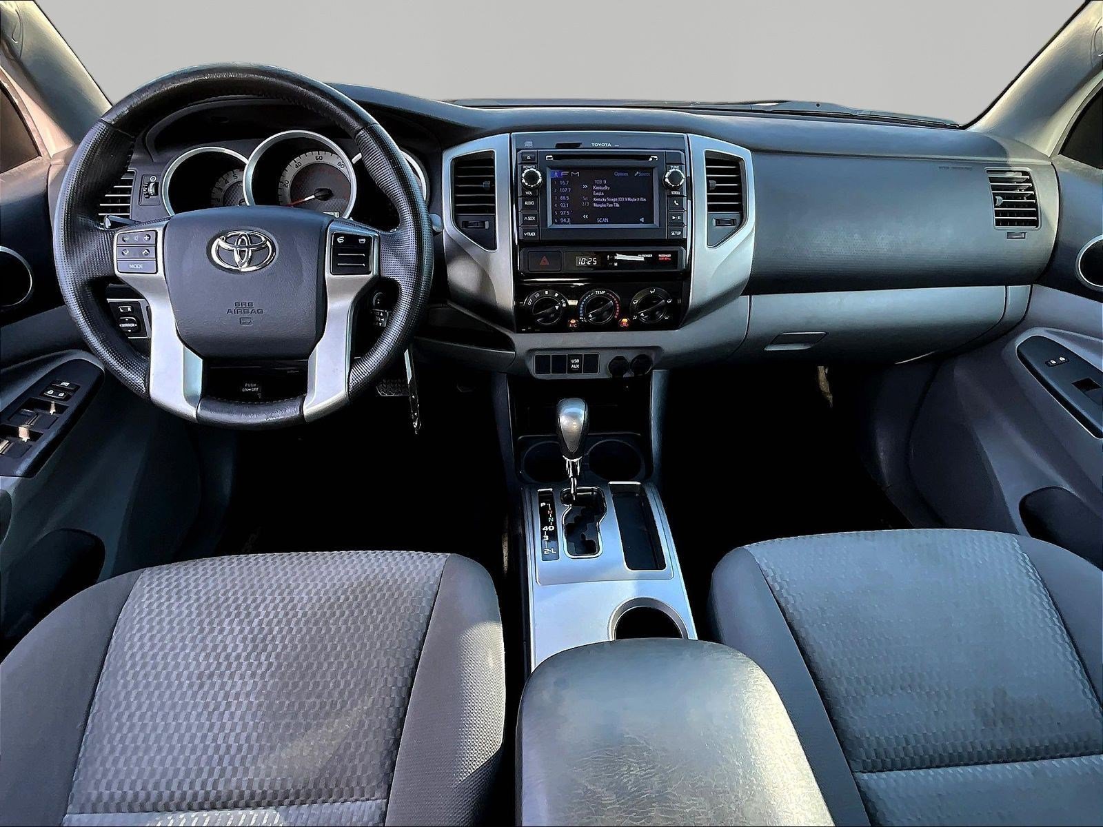 Used 2013 Toyota Tacoma PreRunner w/ SR5 Pkg RWD image 8