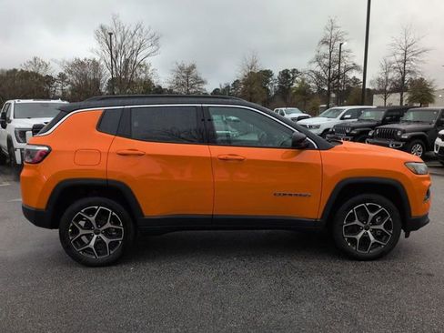 New 2026 Jeep Compass Limited AWD/4WD image 3