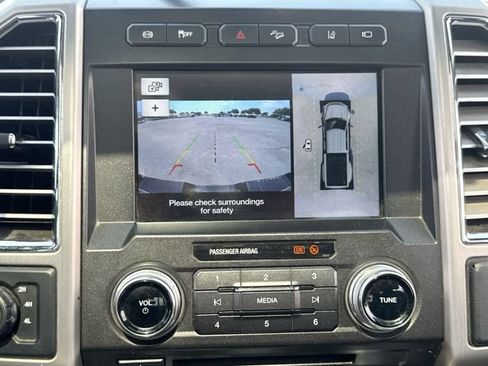 Used 2017 Ford F450 Platinum w/ Platinum Ultimate Package AWD/4WD image 17