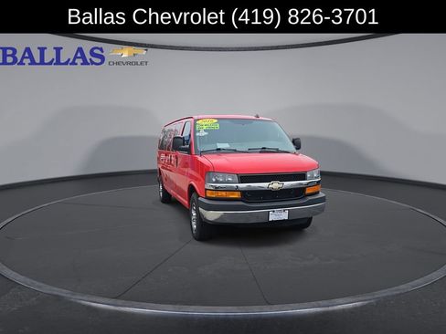 Certified 2016 Chevrolet Express 3500 LT w/ LT Preferred Equipment Group RWD image 3