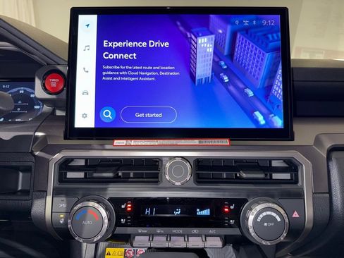 Certified 2025 Toyota 4Runner TRD Off-Road Premium image 27