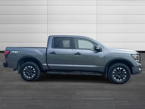 Used 2024 Nissan Titan PRO-4X w/ Pro-4x Convenience Package AWD/4WD image 3