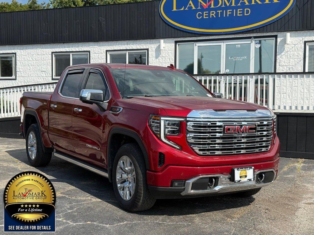 Used 2023 GMC Sierra 1500 Denali AWD/4WD image 3