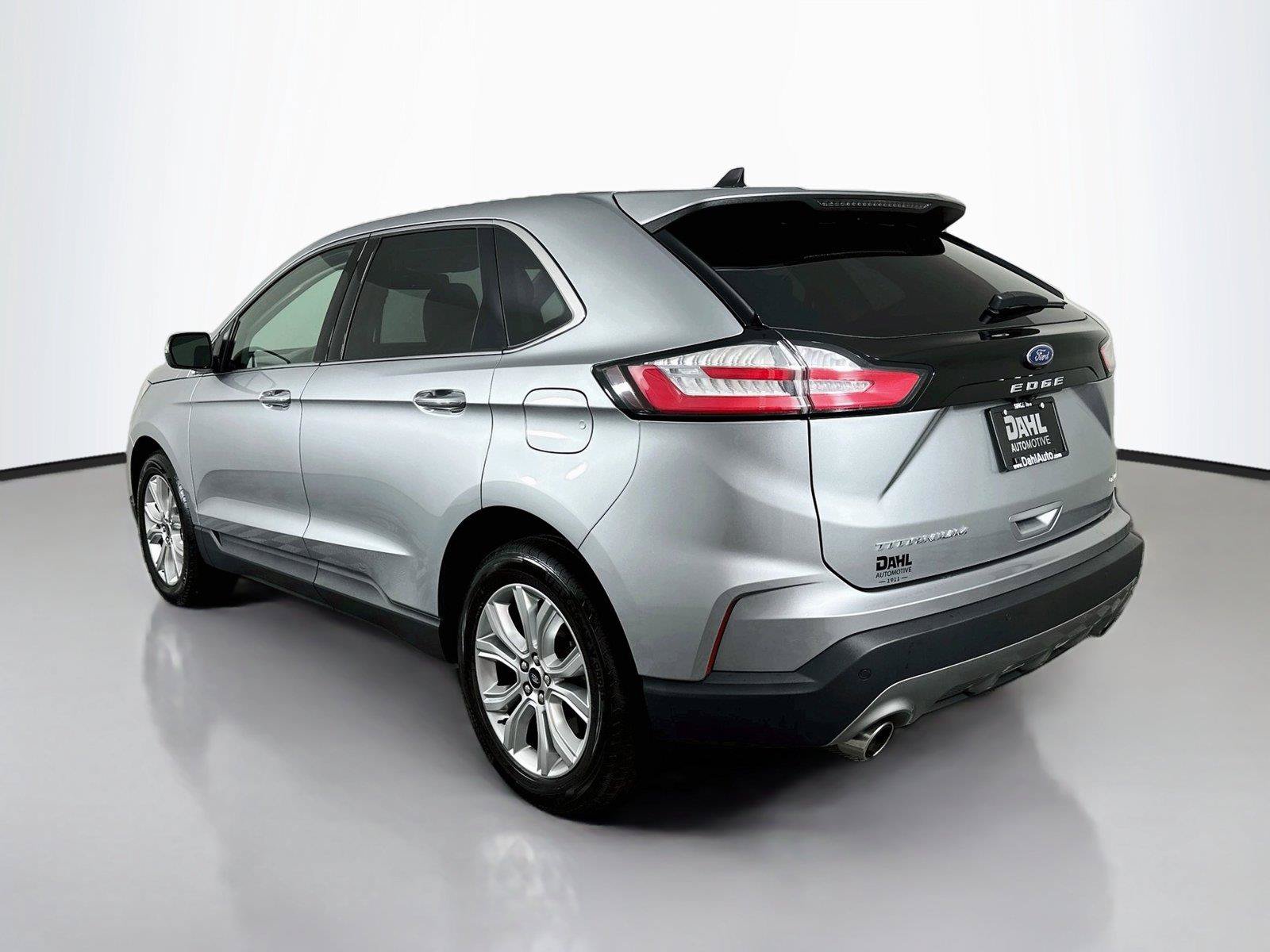 Used 2023 Ford Edge Titanium AWD/4WD image 10
