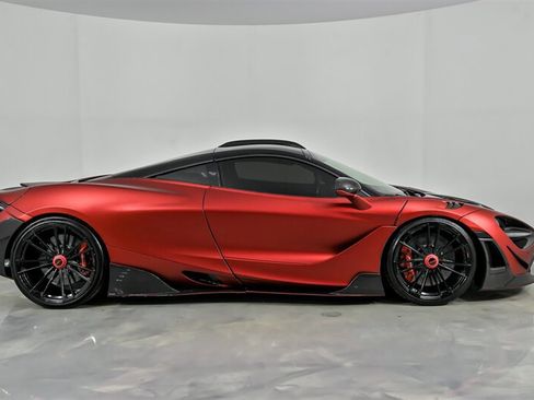 Used 2018 McLaren 720S RWD image 18