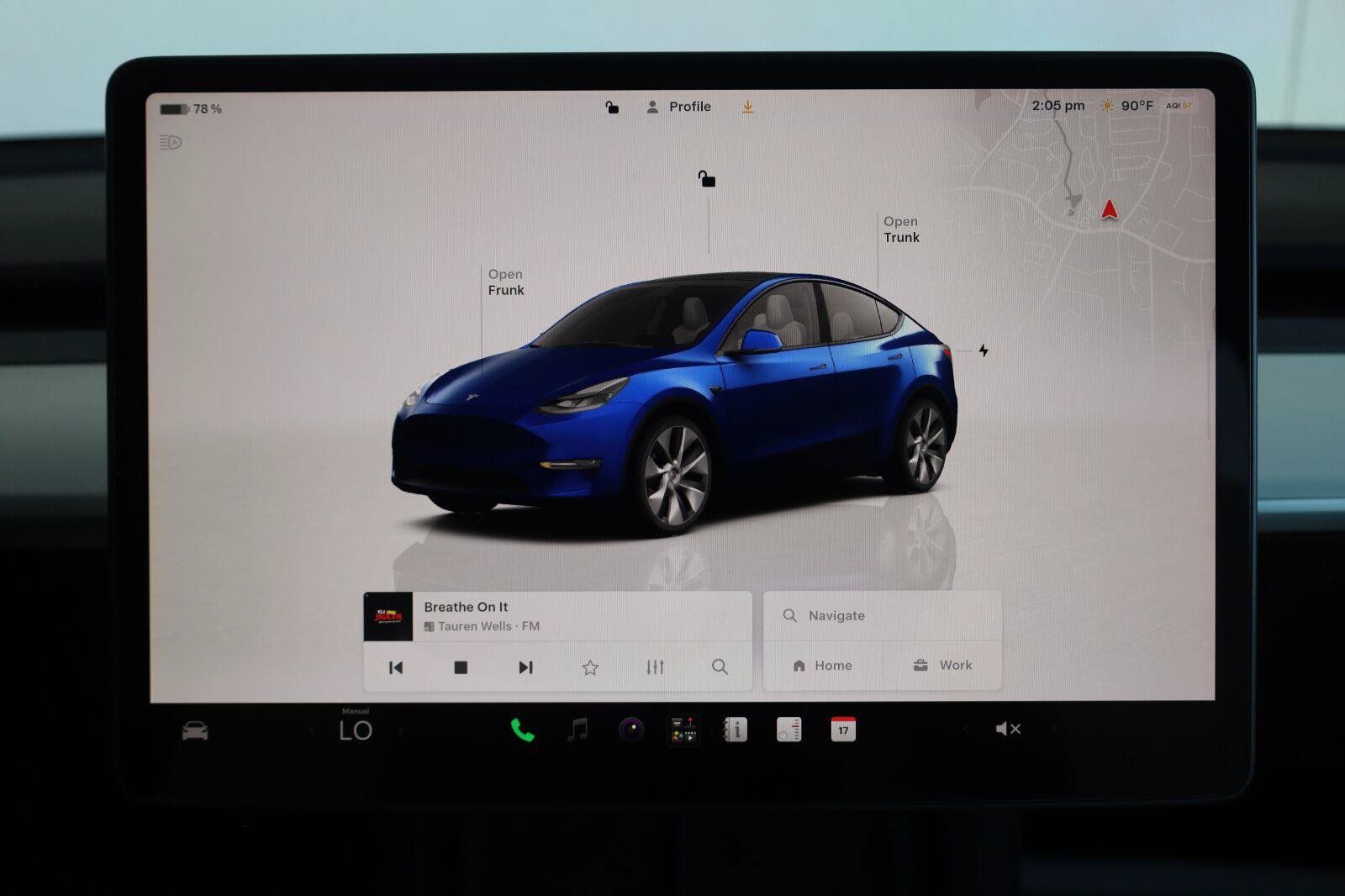 Used 2024 Tesla Model Y Long Range AWD/4WD image 37