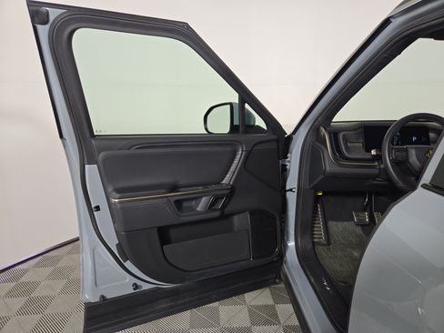 Used 2024 Rivian R1S Adventure AWD/4WD image 16