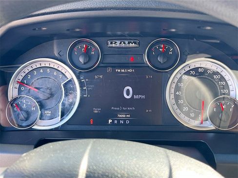 Used 2022 RAM 1500 Classic SLT w/ Electronics Group image 12