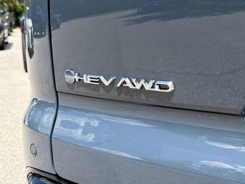 Used 2026 Toyota Crown Signia w/ Advanced Technology Package image 11