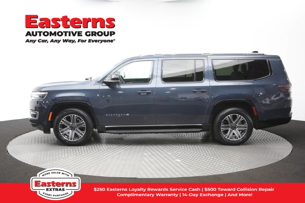 Used 2024 Jeep Wagoneer L Series II w/ Flexible Seating Group RWD image 67