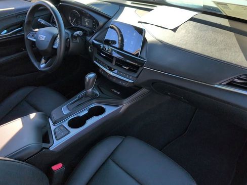 Used 2025 Cadillac CT4 Premium Luxury image 30