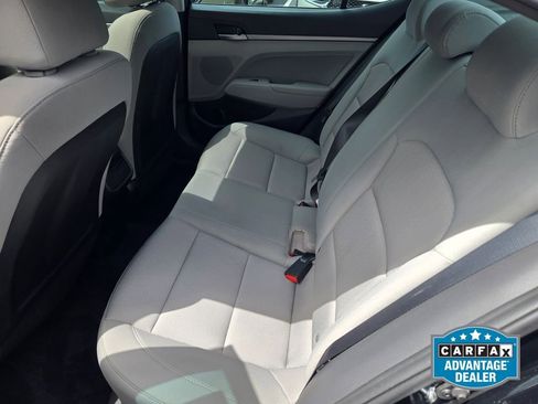 Used 2018 Hyundai Elantra Value Edition FWD image 14