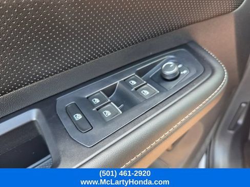 Used 2025 Volkswagen Atlas SE FWD image 29