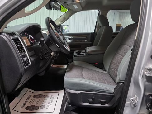 Used 2017 RAM 1500 Big Horn AWD/4WD image 9